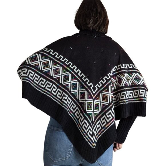 NWT Loana Lady Boutique Tribal Poncho Sweater One Size - Picture 7 of 10